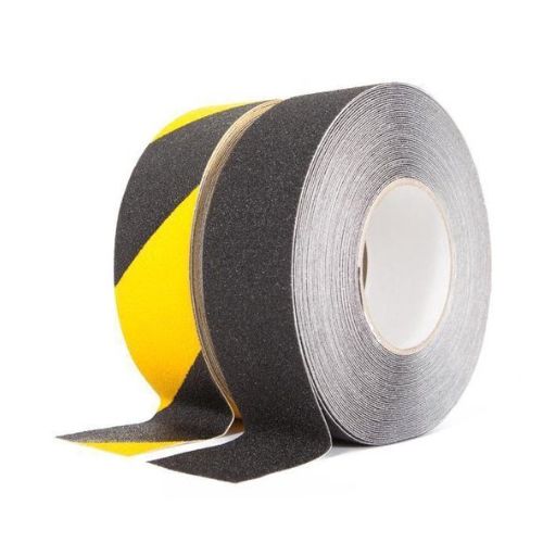 2 rollen anti-slip tape, 1 in zwart, 1 in geel/zwart